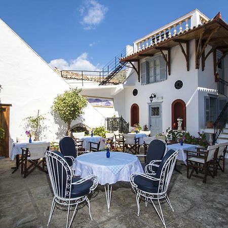Achilleas Pension Hydra  Esterno foto